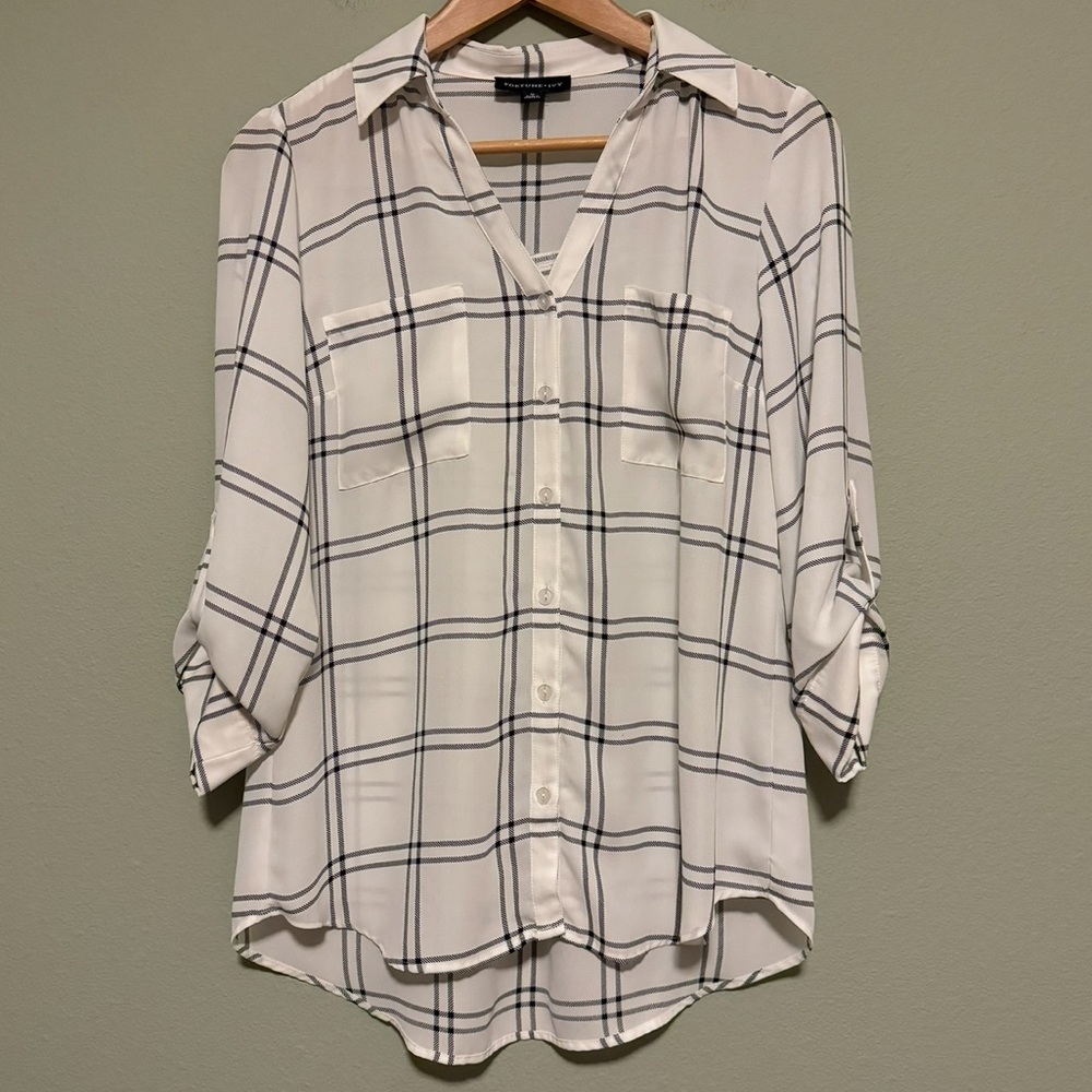 Fortune + Ivy White and Black Christelle Blouse - Size Medium
